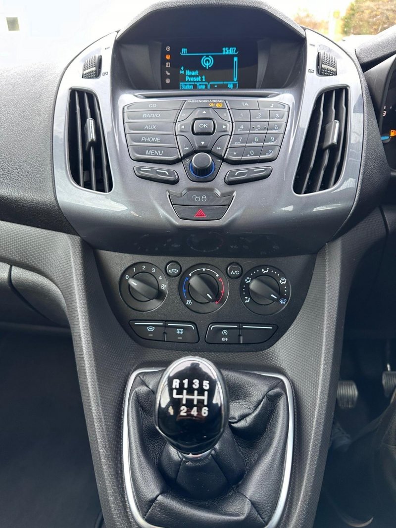 FORD GRAND TOURNEO CONNECT