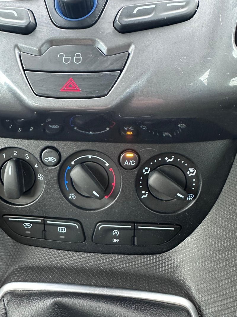 FORD GRAND TOURNEO CONNECT