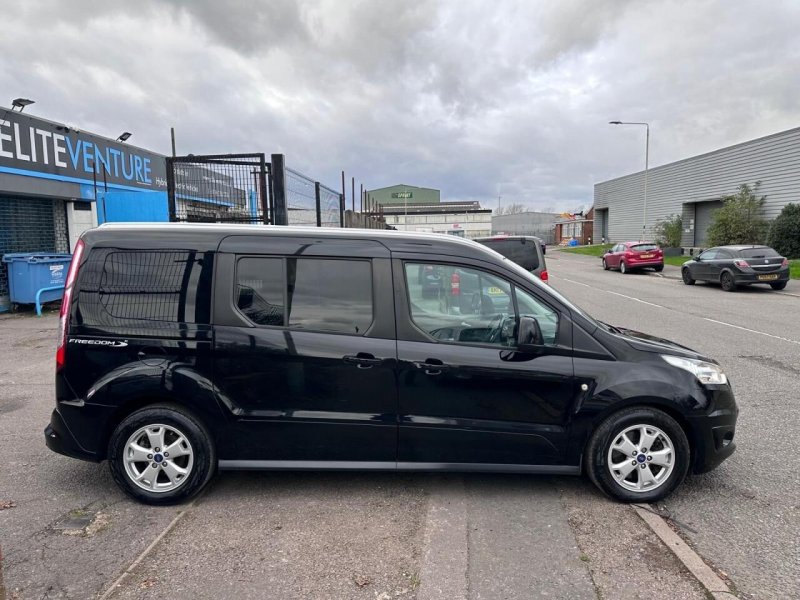 FORD GRAND TOURNEO CONNECT