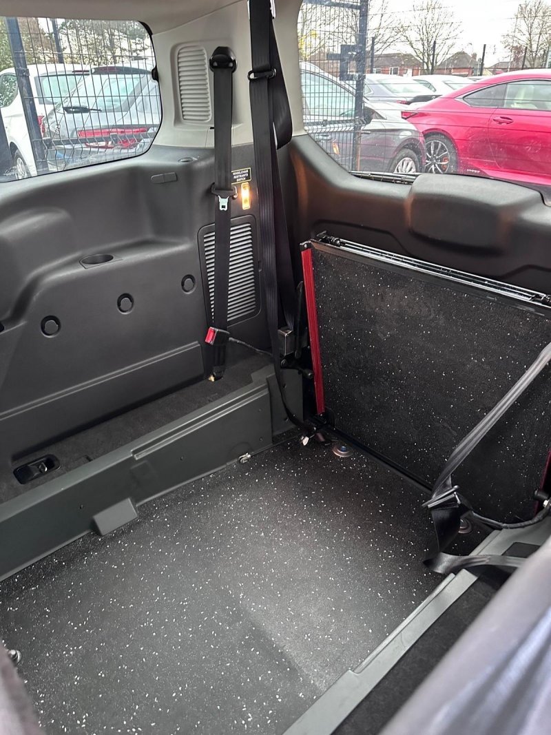 FORD GRAND TOURNEO CONNECT